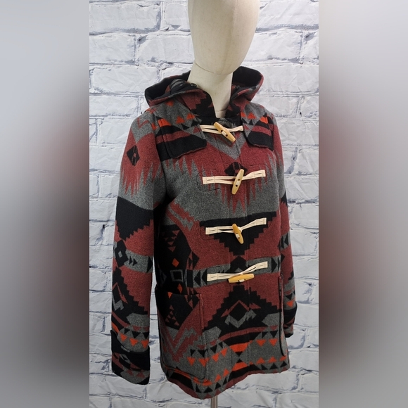 NEW Gap Women's Short Duffle Coat Toggle Southwestern Native Wool Small - Picture 5 of 13